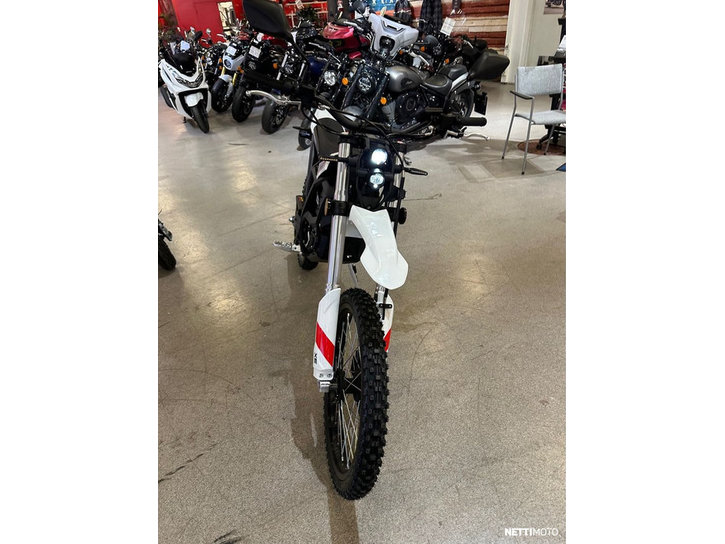 Moottoripyörä Zero X-Line 2026 24044915