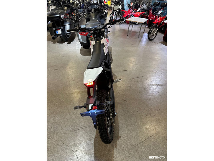 Moottoripyörä Zero X-Line 2026 24044916