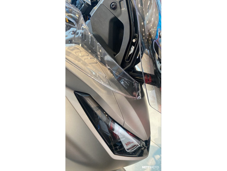 Moottoripyörä Honda NT 2026 24243153