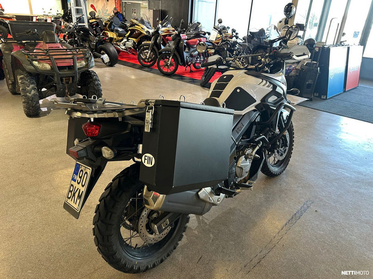 Moottoripyörä Suzuki DL 2018 24363688