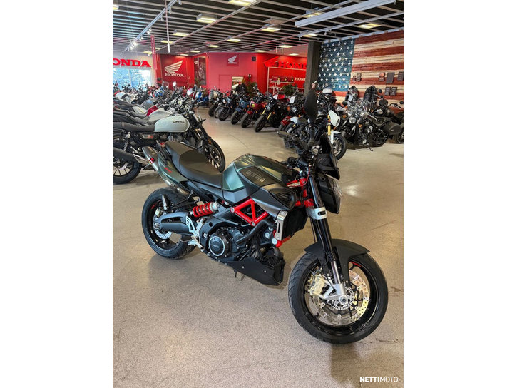 Moottoripyörä Aprilia Shiver 2018 24365815