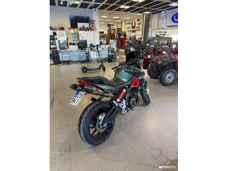 Moottoripyörä Aprilia Shiver 2018 24365820