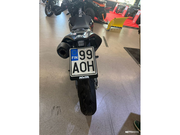 Moottoripyörä Husqvarna 701 2024 24396394
