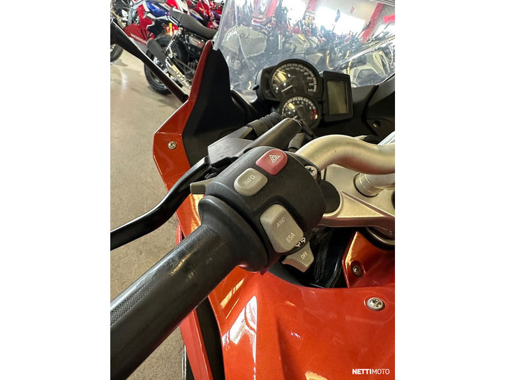 Moottoripyörä BMW F 2013 24405711