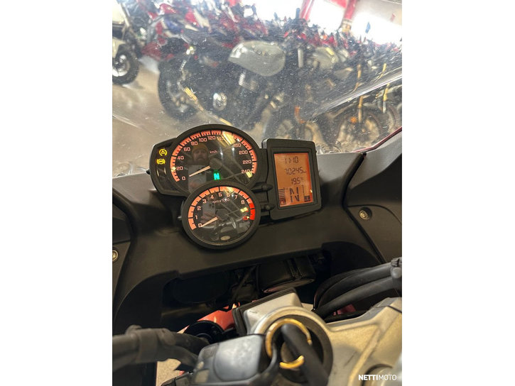 Moottoripyörä BMW F 2013 24405714