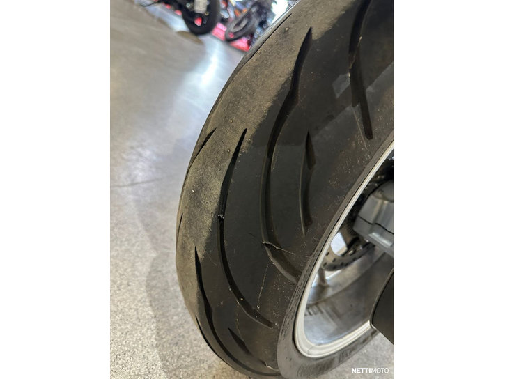 Moottoripyörä BMW F 2013 24405717