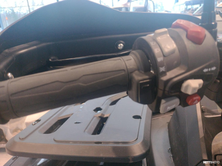 Mönkijä Segway Snarler 2026 24428823