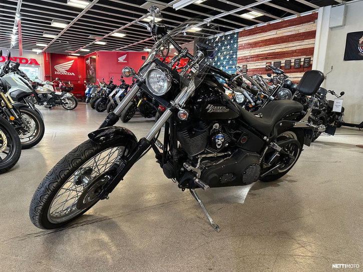 Moottoripyörä Harley-Davidson Softail 2003 24438464