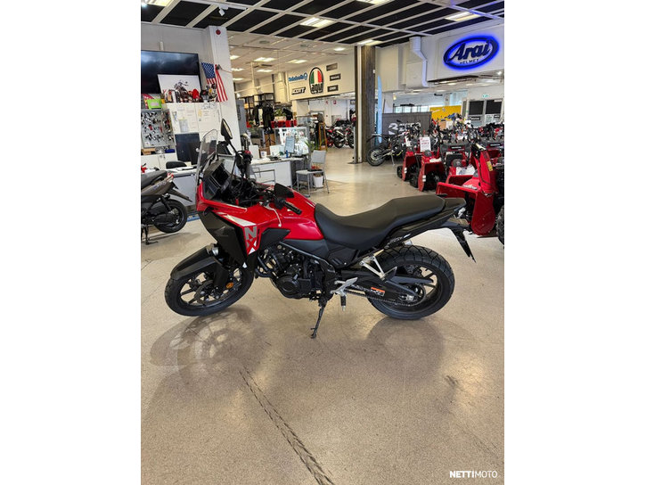 Moottoripyörä Honda NX 2025 24472152