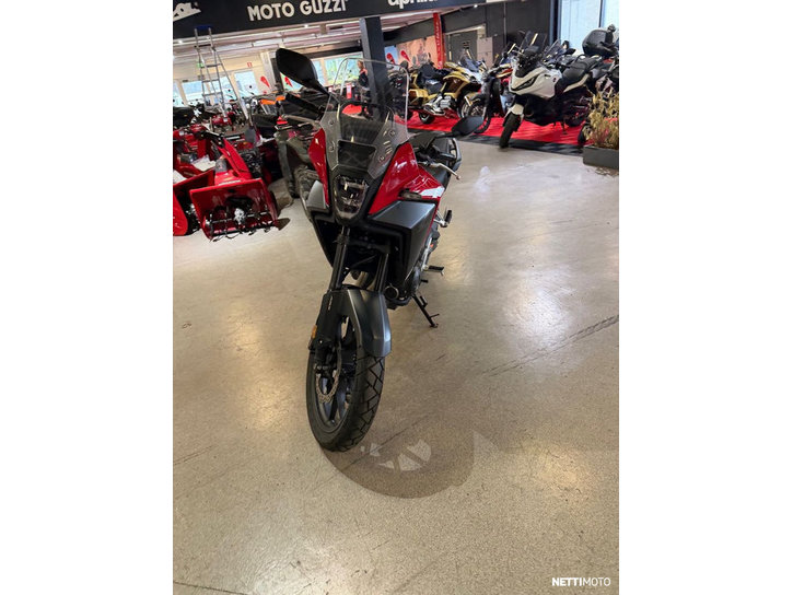 Moottoripyörä Honda NX 2025 24472153