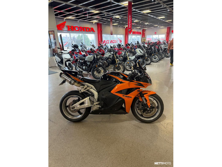 Moottoripyörä Honda CBR 2007 24472636