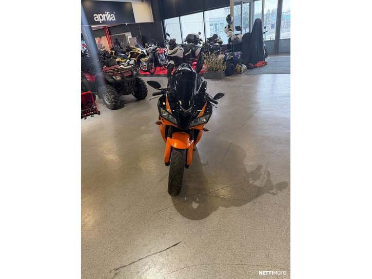 Moottoripyörä Honda CBR 2007 24472638