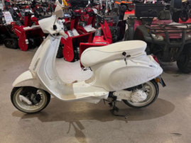 Skootteri Vespa Sprint 2025 24472656