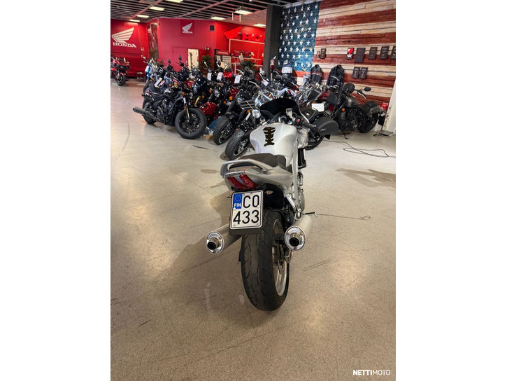 Moottoripyörä Suzuki SV 2004 24473502