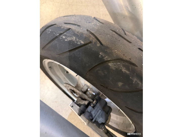 Moottoripyörä Suzuki SV 2004 24473509