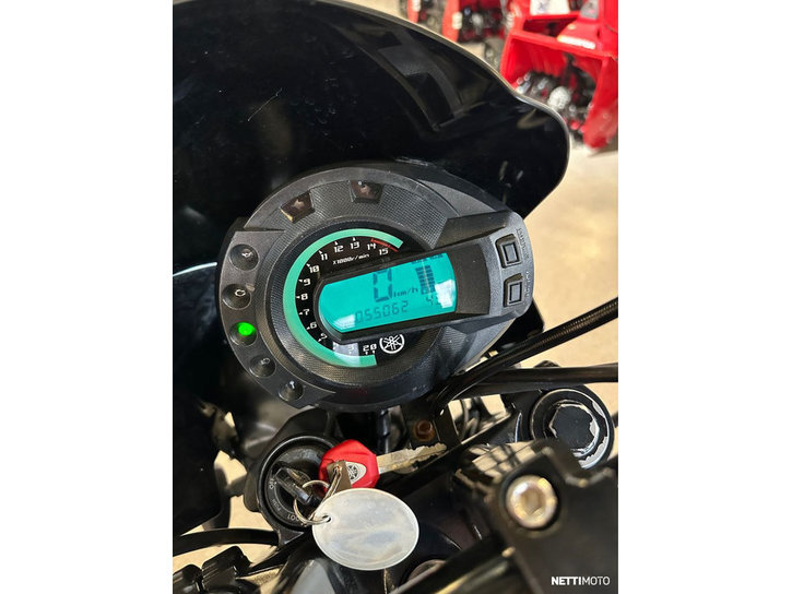 Moottoripyörä Yamaha FZ6-S 2005 24483917