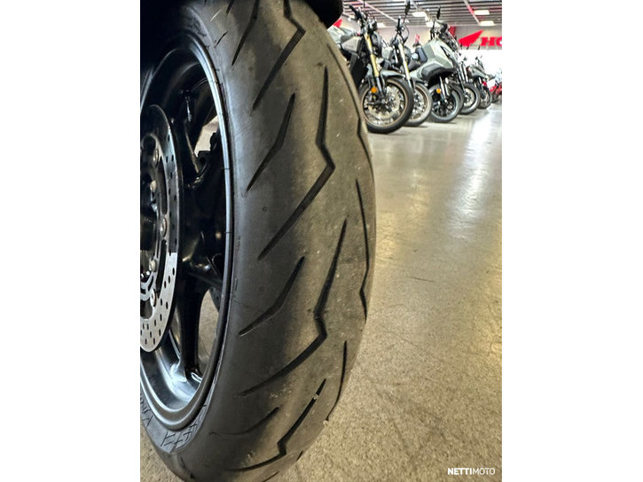 Moottoripyörä Yamaha FZ6-S 2005 24483918