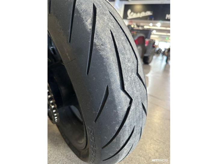 Moottoripyörä Yamaha FZ6-S 2005 24483919