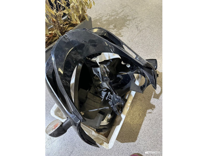 Moottoripyörä Yamaha FZ6-S 2005 24483920