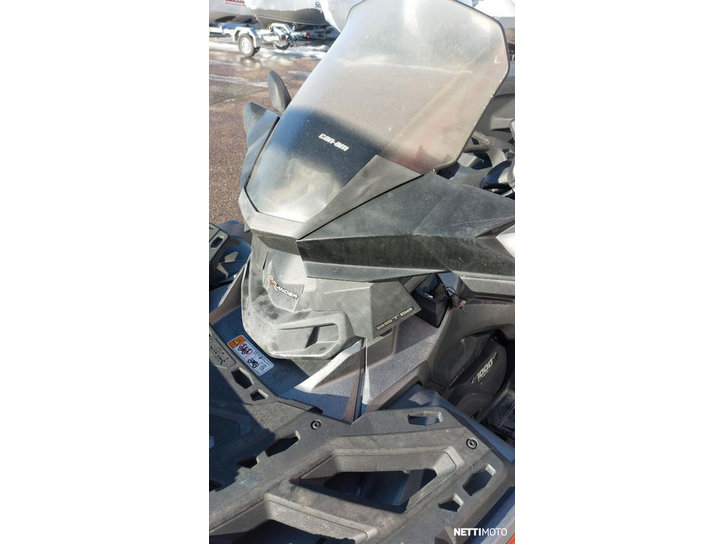 Mönkijä Can-Am Outlander Max 2017 24512687