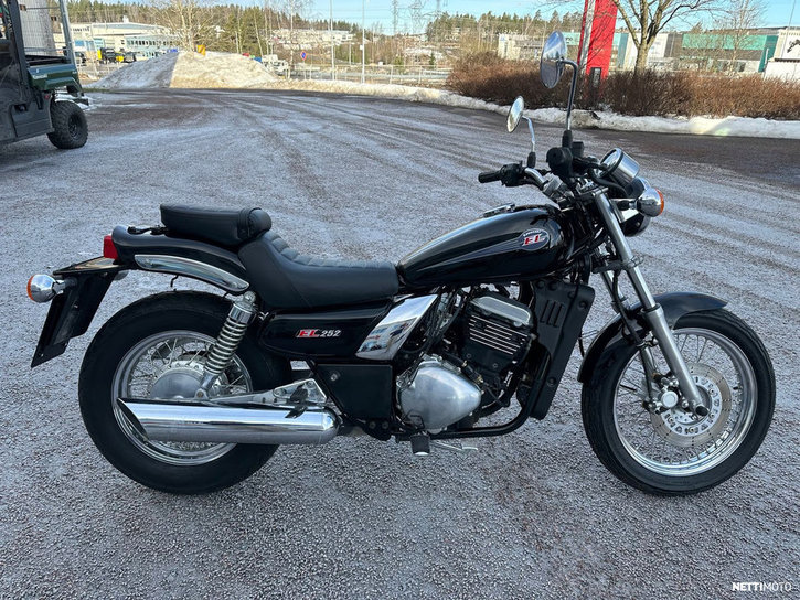 Moottoripyörä Kawasaki EL 2003 24542543