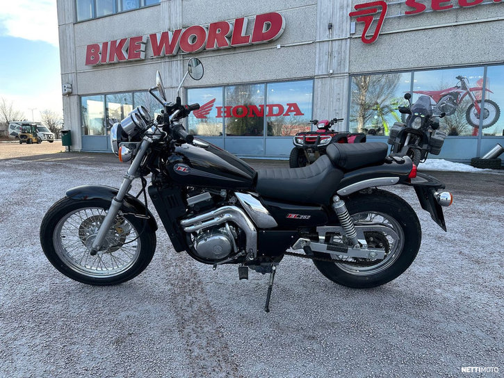 Moottoripyörä Kawasaki EL 2003 24542547