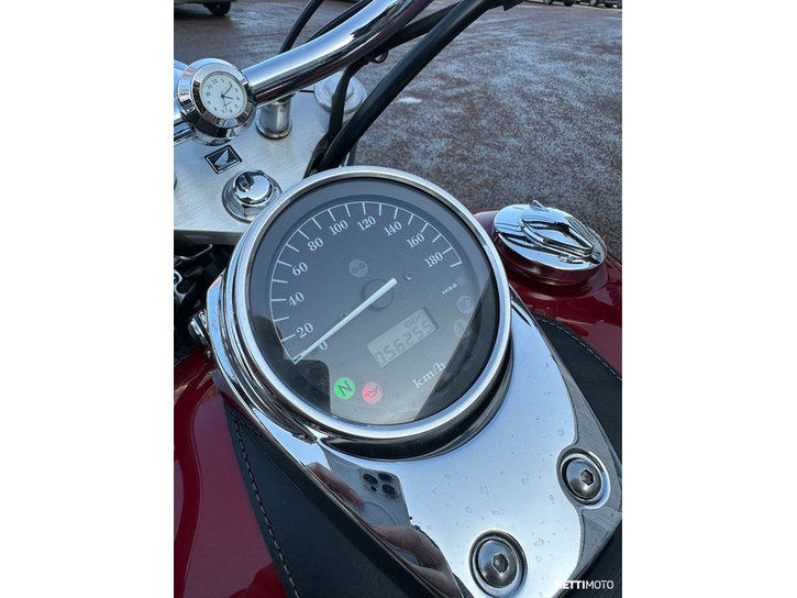 Moottoripyörä Honda VT 2005 24597369