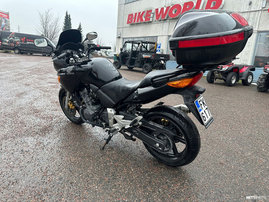 Moottoripyörä Honda CBF 2005 24627204