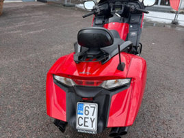 Moottoripyörä Honda GL 2016 24644028