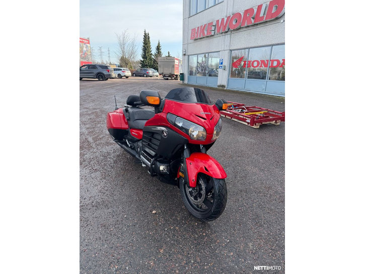 Moottoripyörä Honda GL 2016 24644030