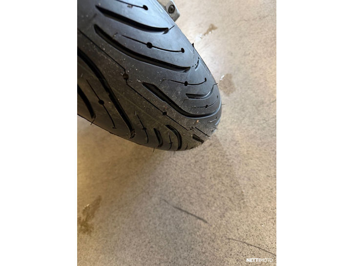 Moottoripyörä Suzuki GSF 2006 24646957