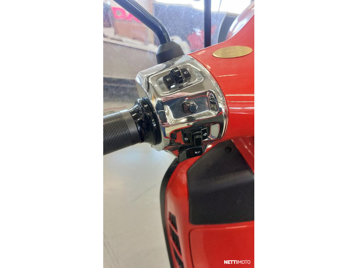 Skootteri Vespa GTS 2024 24718976