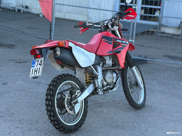 Moottoripyörä Honda XR 2001 24769759