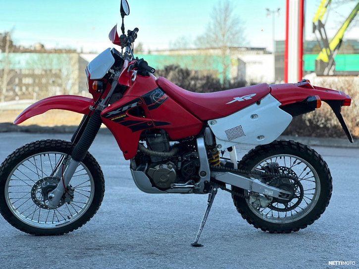 Moottoripyörä Honda XR 2001 24769761