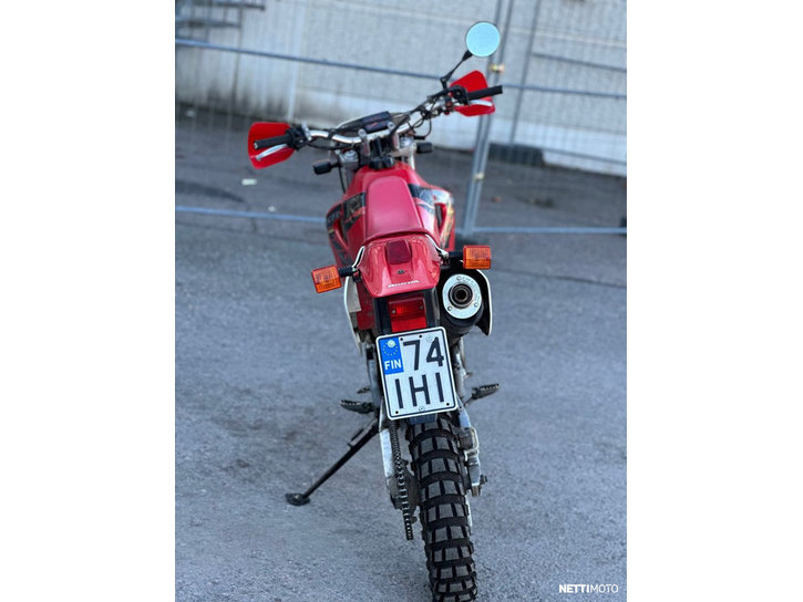 Moottoripyörä Honda XR 2001 24769765