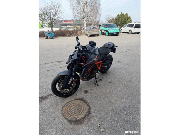 Moottoripyörä KTM 1390 Super Duke R Evo 2024 24822471