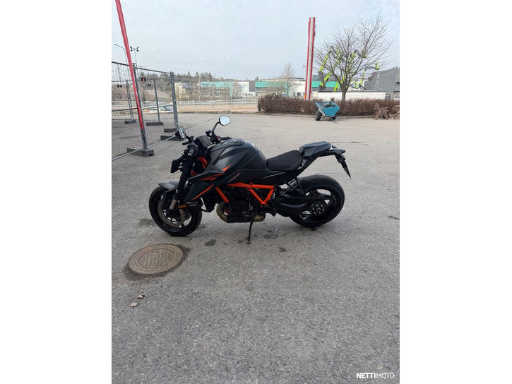 Moottoripyörä KTM 1390 Super Duke R Evo 2024 24822472
