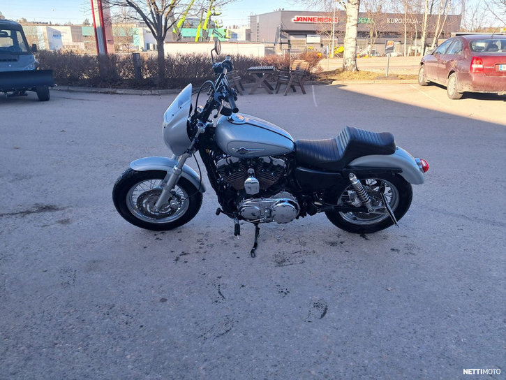 Moottoripyörä Harley-Davidson Sportster 2011 24885297