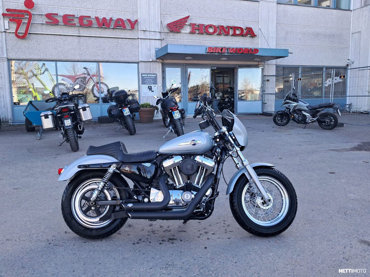 Moottoripyörä Harley-Davidson Sportster 2011 24885298