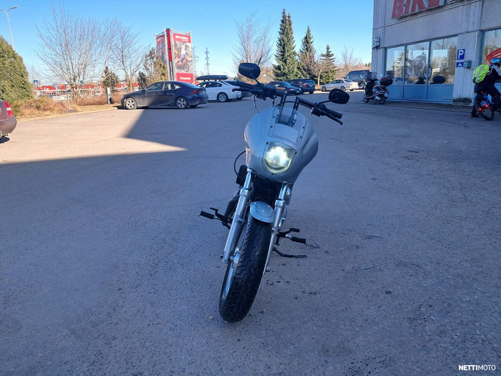 Moottoripyörä Harley-Davidson Sportster 2011 24885304
