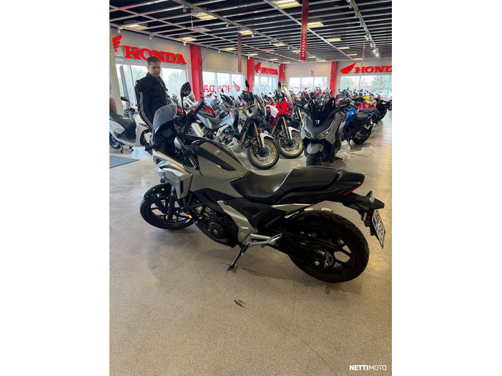 Moottoripyörä Honda NC 2024 24933416