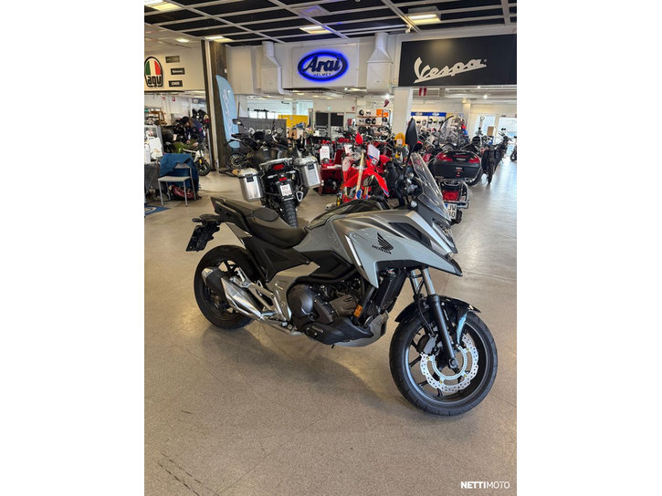 Moottoripyörä Honda NC 2024 24933417