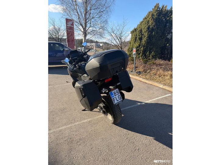 Moottoripyörä Honda NT 2022 24934866
