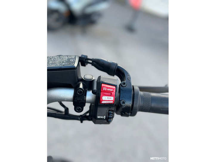 Moottoripyörä Yamaha MT-07 2023 24935232