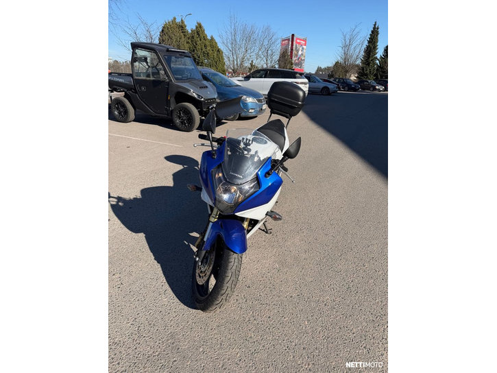Moottoripyörä Honda CBR 2015 24945475