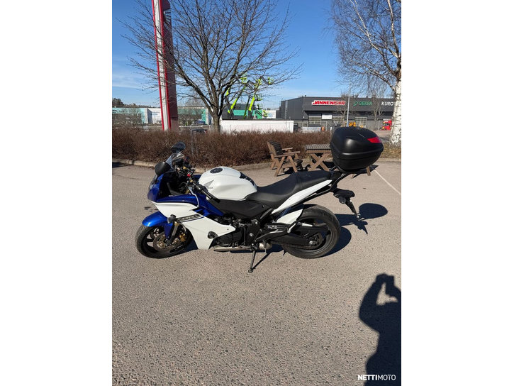 Moottoripyörä Honda CBR 2015 24945479