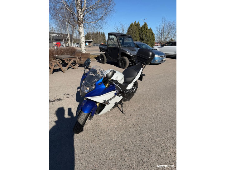 Moottoripyörä Honda CBR 2015 24945483