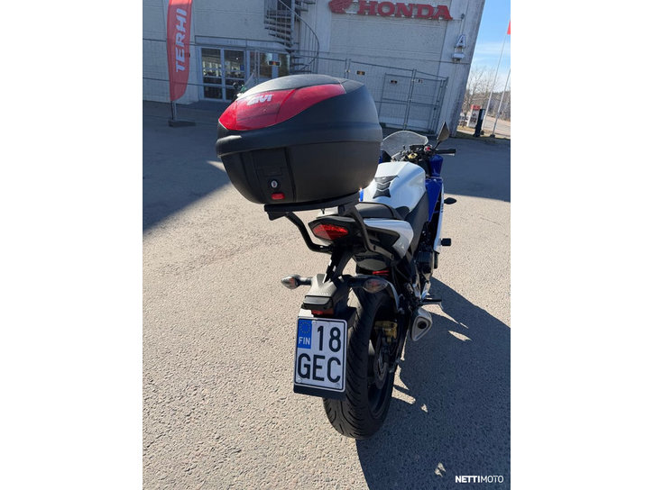 Moottoripyörä Honda CBR 2015 24945487