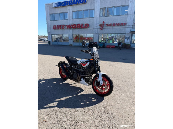 Moottoripyörä Indian FTR 1200 2023 24945577
