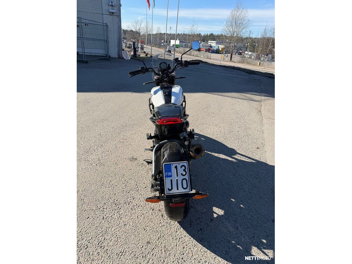 Moottoripyörä Indian FTR 1200 2023 24945584